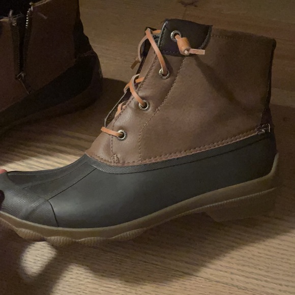 Sperry Boots - Picture 2 of 7